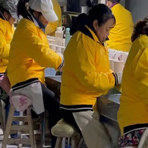 Production product assembly line 1